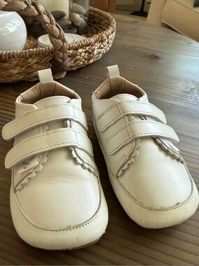 Little Love Bug soft sole cream sneakers with Hook-and-Loop Straps
